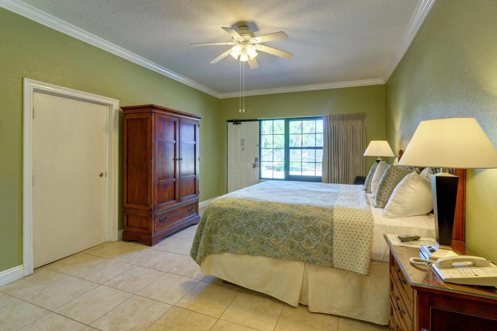 Beachside Inn Destin Exterior photo