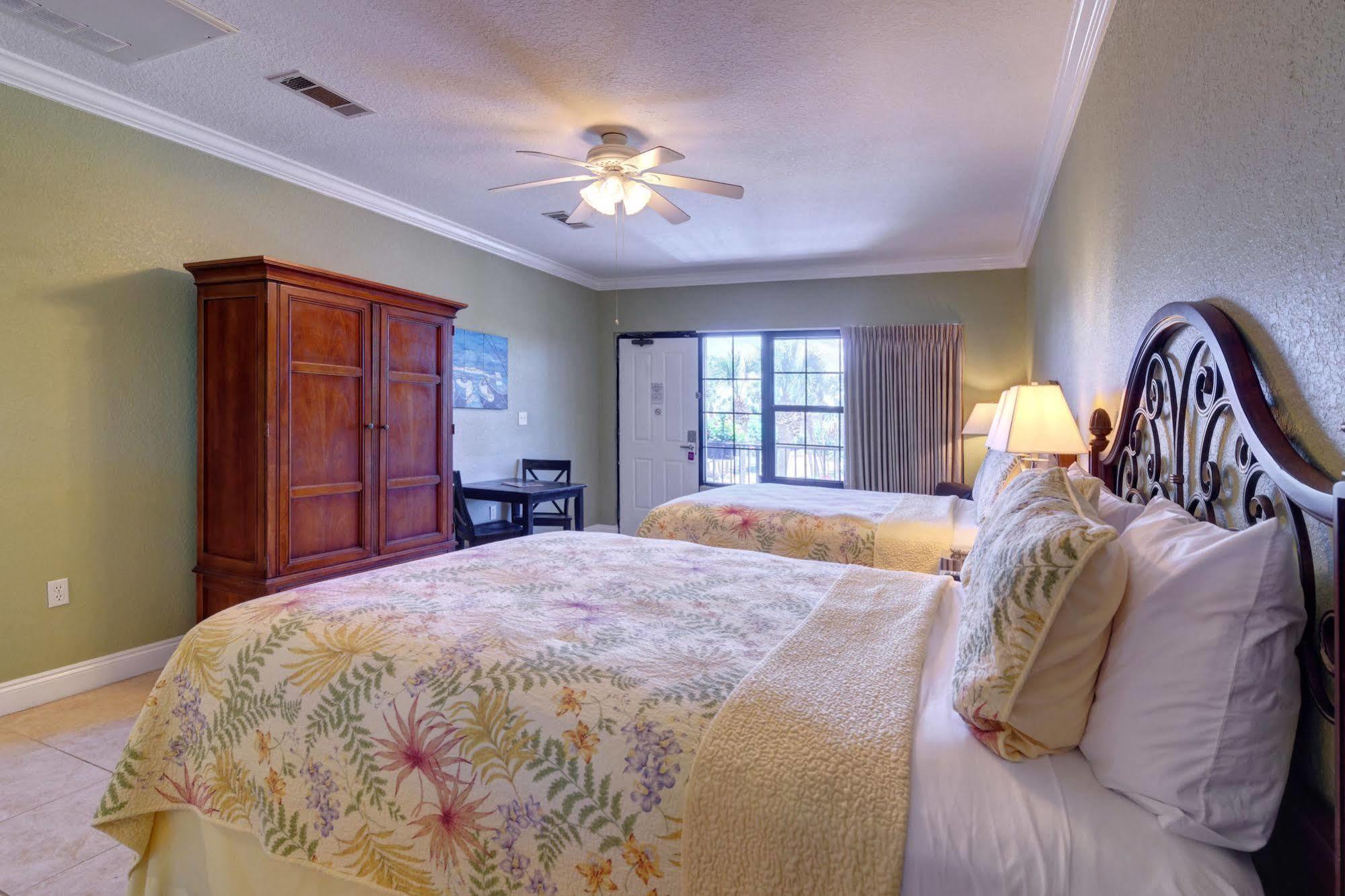 Beachside Inn Destin Exterior photo