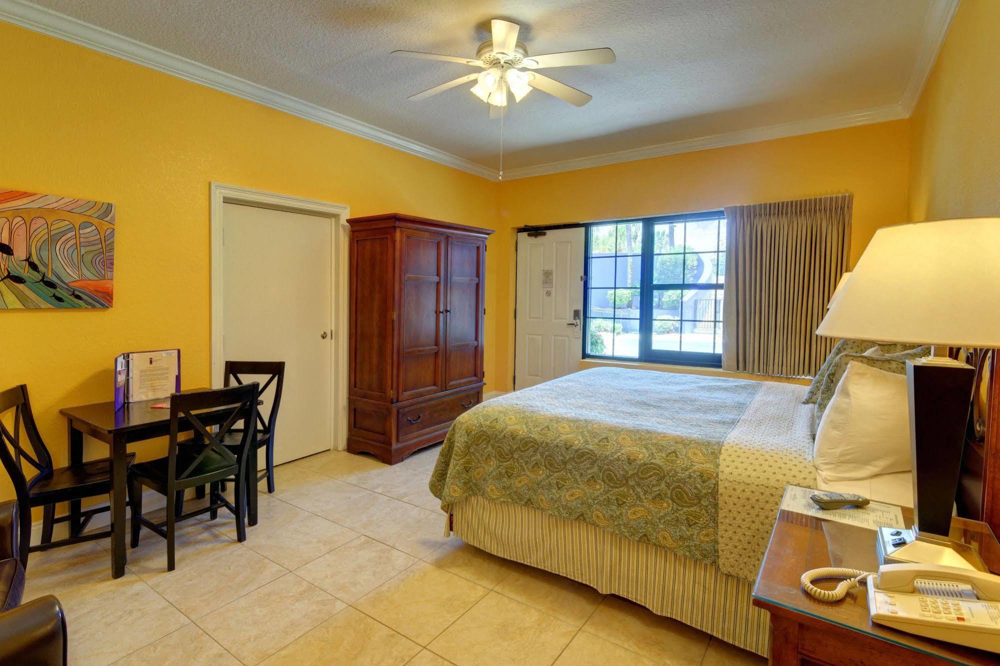 Beachside Inn Destin Exterior photo